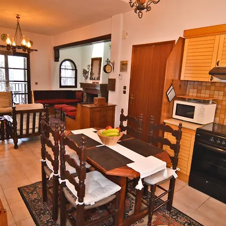 La Casa Nostra Kastoria